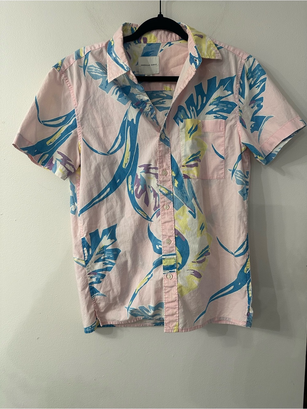 American Eagle Outfitters Pink Short-Sleeve Tropical Print Shirt